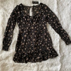 Ever After Peasant Style dress in black and taupe. long sleeve dress in Large